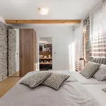 Laura * Vrh