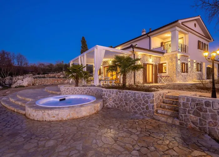 Laura Villa Vrh (Krk)